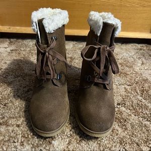 American Eagle Sherpa Lined Heeled Boots